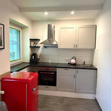 童多瑟公寓 公寓 *