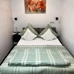 Tondose Apartment *