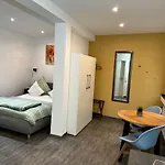 Tondose Apartment *