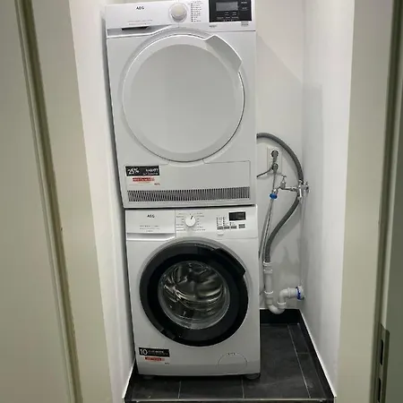 トンドーズ アパート *